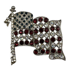 TARA Vintage Large US American Flag Rhinestone Brooch Signed Patriotic Jewelry